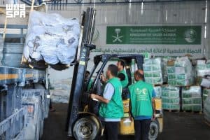 امتدادًا لمواقف المملكة الإنسانية.. وصول قافلة مساعدات جديدة مقدمة من ” اغاثي الملك سلمان” إلى قطاع غزة