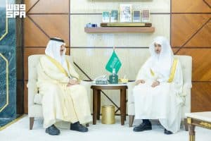 بمناسبة تعيينه حديثًا.. أمير الشرقية ونائبه يستقبلان رئيس المحكمة التجارية بالدمام
