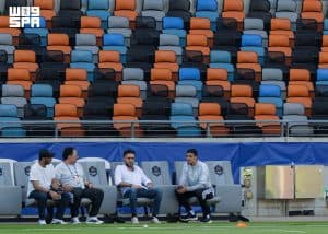 وزير الرياضة يشهد الاستعدادات النهائية للمنتخب السعودي للمواجهة الحاسمة أمام الرأس الأخضر