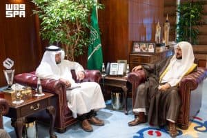 وزير الشؤون الإسلامية يستقبل سفير جمهورية موريشيوس لدى المملكة