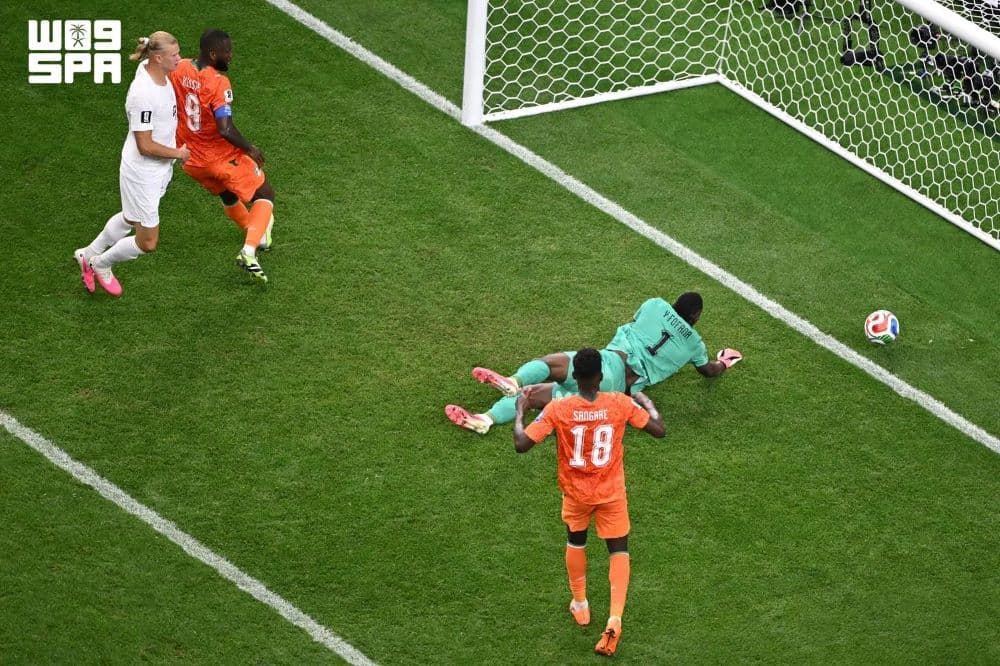 F10365449