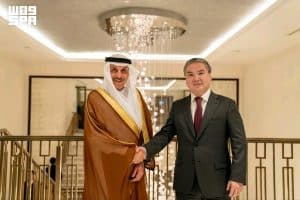 رئيس مجموعة البنك الإسلامي للتنمية يلتقي وزير الصناعة والبناء في كازاخستان