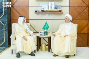 استعرضا الجهود المبذولة لتحسين جودة الخدمات المقدمة للمستفيدين.. أمير الشرقية ونائبه يستقبلان قاضي الأوقاف والمواريث في محافظة القطيف