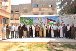 رئيس المركز السعودي للثقافة والتراث يلتقي وفدًا من وجهاء العائلات والعشائر الفلسطينية بغزة