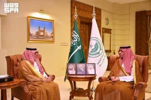 استمع لمبادراته الهادفة للارتقاء بالمحتوى الإعلامي.. محافظ جدة يستقبل مدير فرع هيئة الصحفيين بالمحافظة