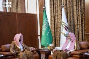 اطلع على جهودها الدعوية والتوعوية.. مفتي المملكة يستقبل رئيس جمعية نور الهدى القرآنية بالطائف