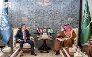 وزير الاقتصاد والتخطيط يجتمع مع وزير التخطيط والتنمية الاقتصادية في مصر