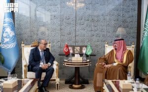 وزير الاقتصاد والتخطيط يجتمع مع وزير الاقتصاد والتخطيط في الجمهورية التونسية