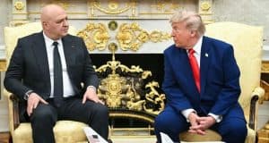 الرئيس الأمريكي يلتقي الرئيس اللبناني
