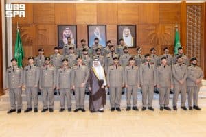 أشاد بما يبذلونه من جهود أمنية وإنسانية.. أمير الشرقية يستقبل منسوبي القوات الخاصة لأمن الطرق بالمنطقة