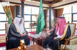 ثمّن الجهود المبذولة في تعزيز جودة الخدمات.. أمير تبوك يستقبل مدير فرع مركز المعلومات الوطني بالمنطقة