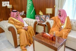 بمناسبة تعيينه حديثًا.. أمير حائل يستقبل رئيس النيابة العامة بالمنطقة