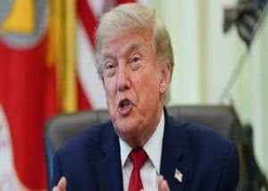 الرئيس الأمريكي يُهدِّد إيران باستئناف الحرب إذا لم يحصل على “مئة في المئة” من نتائج المفاوضات