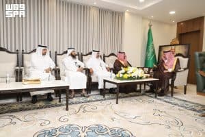 اطلع على مبادرة “معامل تجسيد الحرفية”.. أمير نجران يستقبل مدير فرع بنك التنمية الاجتماعية بالمنطقة