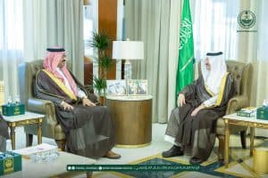 نوّه بدورهم في تعزيز التلاحم المجتمعي.. أمير المنطقة الشرقية يستقبل رئيس وأعضاء مجلس إدارة جمعية أثر للعمل التطوعي