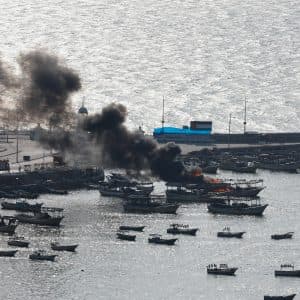 الاحتلال الإسرائيلي يواصل خروقاته لاتفاق وقف إطلاق النار بقطاع غزة بقصف الموانئ والمباني السكنية