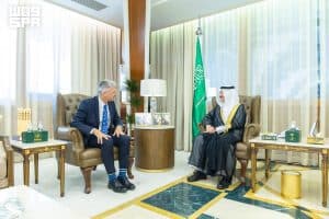 ناقشا عددًا من المواضيع ذات الاهتمام المشترك.. أمير المنطقة الشرقية يستقبل السفير القبرصي لدى المملكة
