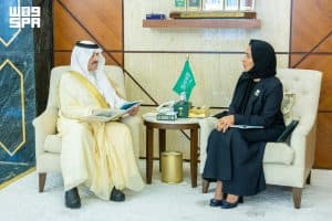 أمير الشرقية يستقبل الأمين العام لمجلس المنطقة للمسؤولية الاجتماعية “أبصر”
