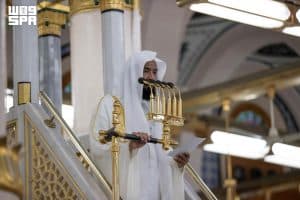 إمام وخطيب المسجد النبوي الشيخ عبدالله البعيجان: حافظوا على الفرائض والواجبات لتنالوا السعادة