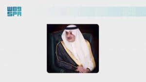 أمير تبوك يشيد بجهود مستشفى الملك خالد في علاج مريضة استعادت قدرتها على المشي