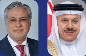 وزير الخارجية البحريني يجري اتصالًا هاتفيًا بنظيره الباكستاني