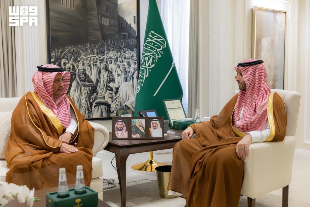 نائب أمير الجوف يستقبل مدير التعليم بالمنطقة