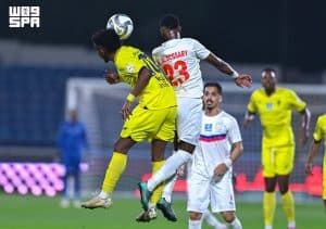 الحزم يفوز على مضيفه أبها (2-1) في الجولة الافتتاحية من الدوري السعودي للمحترفين