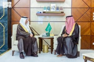أمير الشرقية يستقبل الرئيس التنفيذي لهيئة تطوير محمية الملك عبدالعزيز الملكية