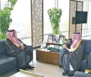 المشرف العام على مركز الملك سلمان للإغاثة يلتقي سفير المملكة لدى سوريا