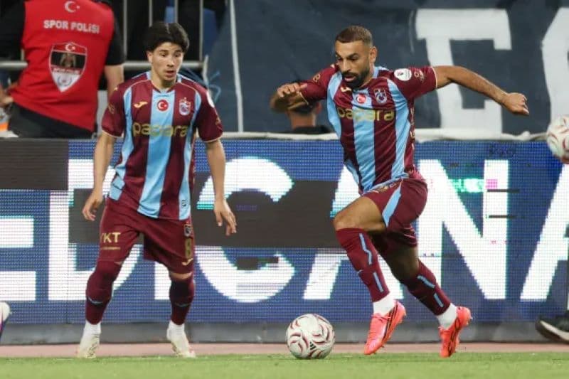صلاح يقود طرابزون سبور للفوز على باشاك شهير