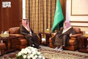 مفتي عام المملكة يستقبل مدير تعليم الطائف