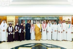 أمير الشرقية يستقبل طلاب وطالبات المنطقة الحاصلين على جوائز دولية لعام 2026م