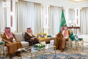 أمير الجوف يستقبل أعضاء مجلس المنطقة المعينين حديثًا