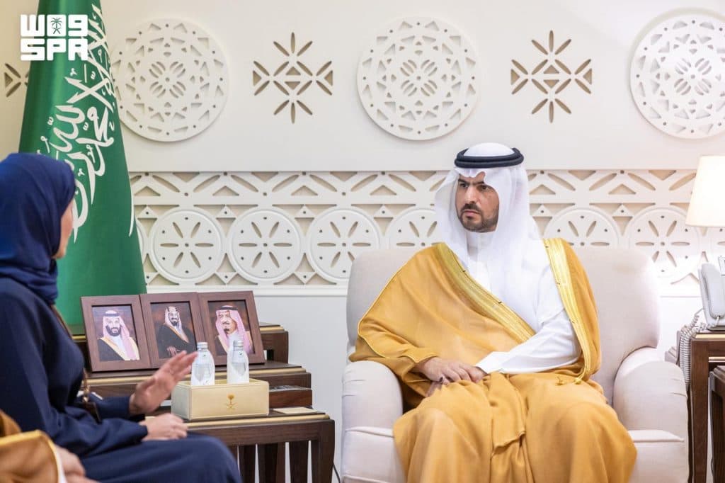 نائب أمير الشرقية يطّلع على تقرير انطلاقة العام الدراسي الجديد بالمنطقة