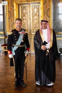 السفير الحديثي يقدّم أوراق اعتماده لملك الدنمارك