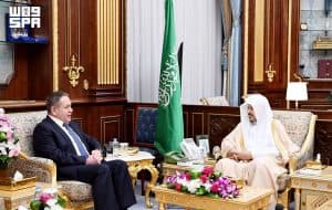 استعرضا العلاقات الثنائية بين البلدين.. رئيس مجلس الشورى يستقبل السفير الروسي لدى المملكة