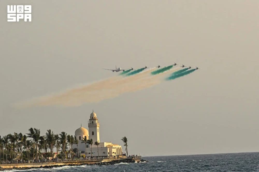 F10838566