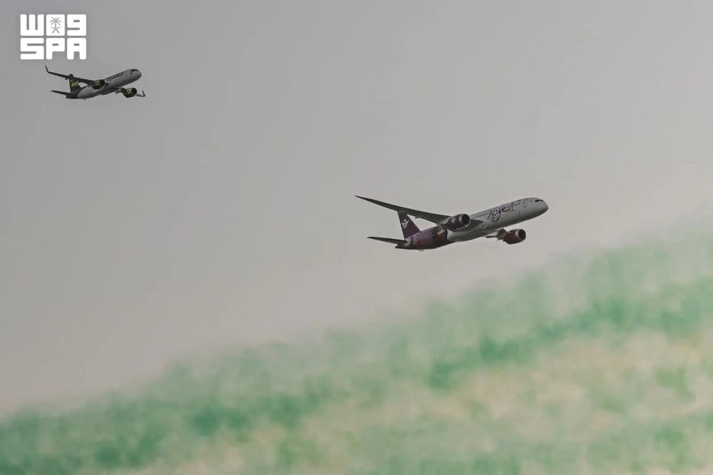 F10838569