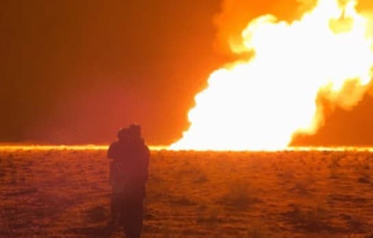 حريق في خط للغاز بين الشولا ودير الزور في سوريا