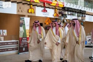 وزير الداخلية يزور معرض الصقور والصيد السعودي الدولي 2026