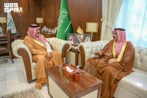 بمناسبة تكليفه حديثًا.. أمير حائل يستقبل مدير مركز تلفزيون المنطقة