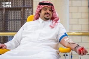 نائب أمير الرياض يشارك في الحملة الوطنية السنوية للتبرع بالدم التي أطلقها سمو ولي العهد