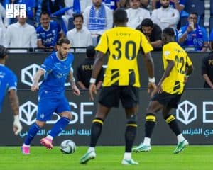 الهلال يتغلّب على الاتحاد 3-2 في قمة الجولة الثامنة