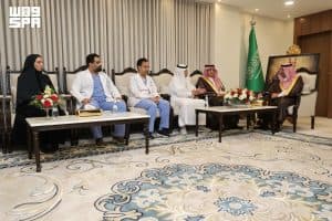 استعرض الخدمات المقدمة في الرعاية النفسية وعلاج الإدمان والتأهيل.. أمير نجران يستقبل رئيس تجمع المنطقة الصحي ومدير مجمع إرادة للصحة النفسية