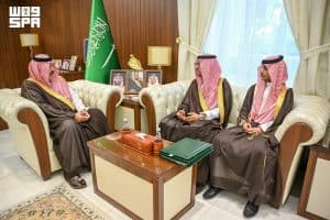 اطلع على آخر مستجدات المشاريع التنموية والخدمات الصحية.. أمير حائل يستقبل الرئيس التنفيذي لهيئة تطوير المنطقة ومدير فرع وزارة الصحة