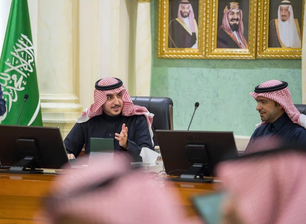 أمير الجوف ووزير الإسكان يتفقدان 800 فيلا جاهزة و6 آلاف أرض مجانية