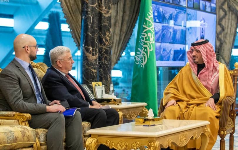 وزير الداخلية يستقبل السفير الأمريكي لدى المملكة