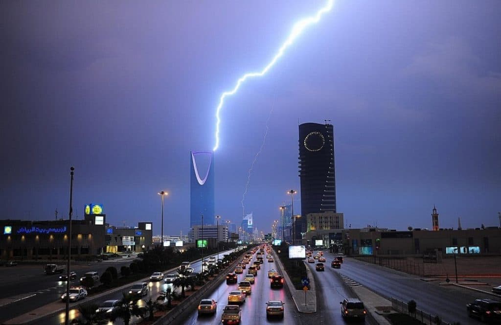 “الأرصاد” عن توقعات الشتاء: التطرف المناخي والأمطار الغزيرة احتمالية قائمة