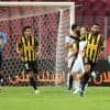 بهدف الدقيقة الأخيرة.. الاتحاد يتعادل مع الفتح