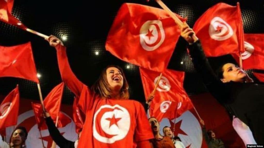 تونسيات تؤدين أغنية “المغتصب هو أنت” التشيلية احتجاجا على العنف ضد المرأة